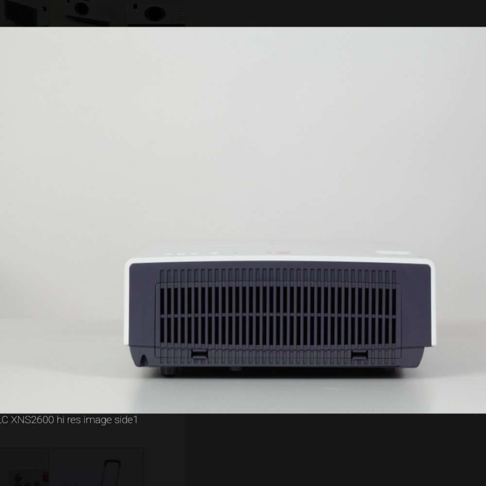 Eiki Projector - Picture 4 of 14